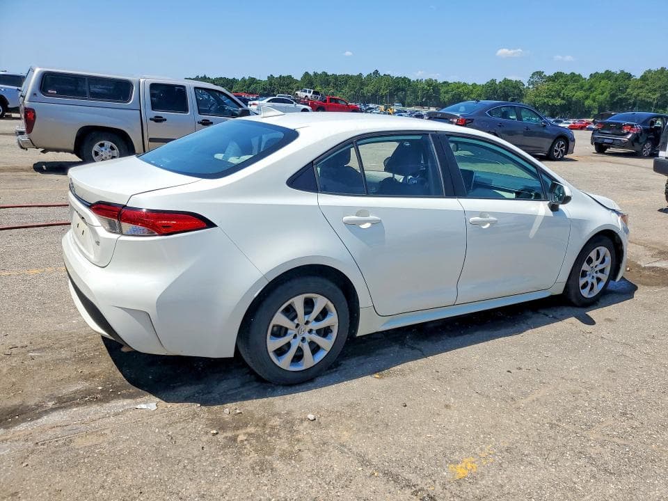 2021 TOYOTA COROLLA LE 3