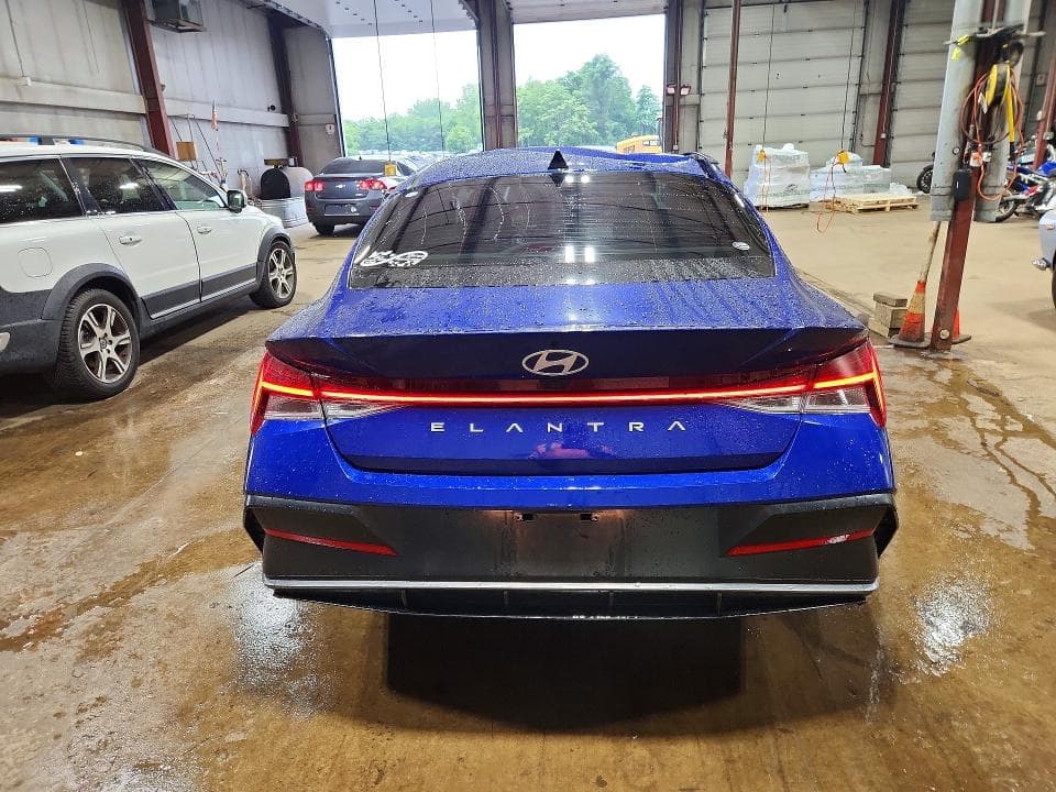 2024 HYUNDAI ELANTRA SEL 6