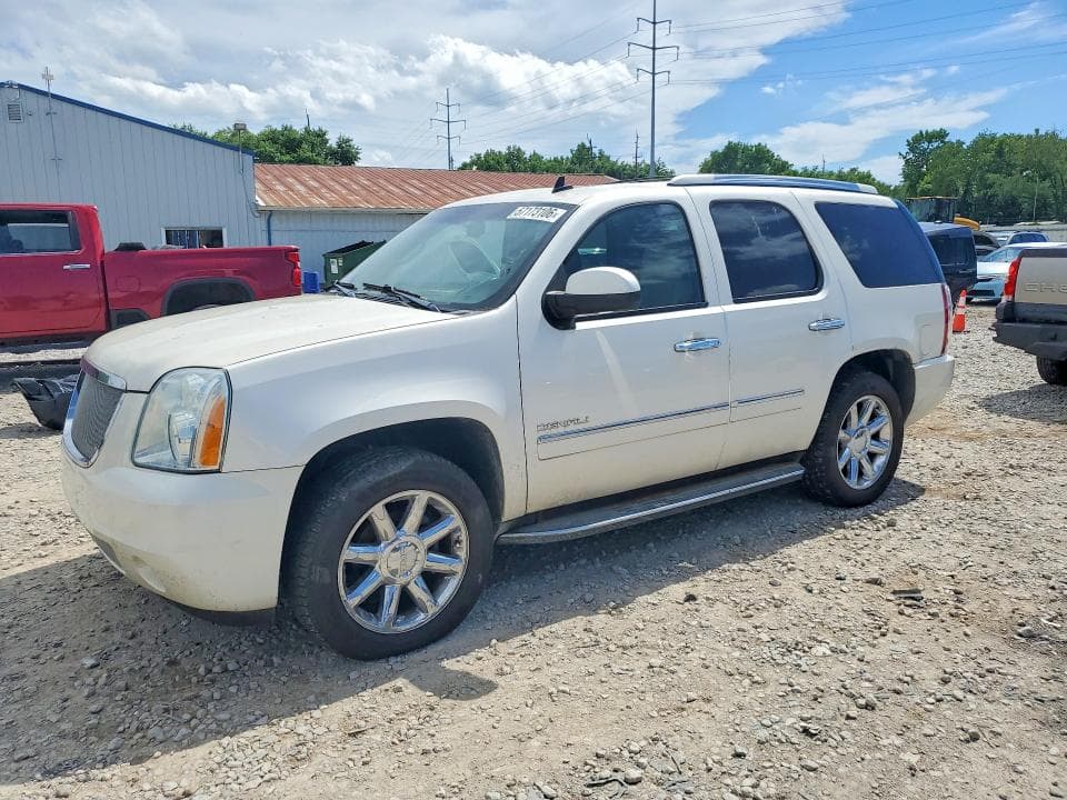2011 GMC YUKON DENALI - 1