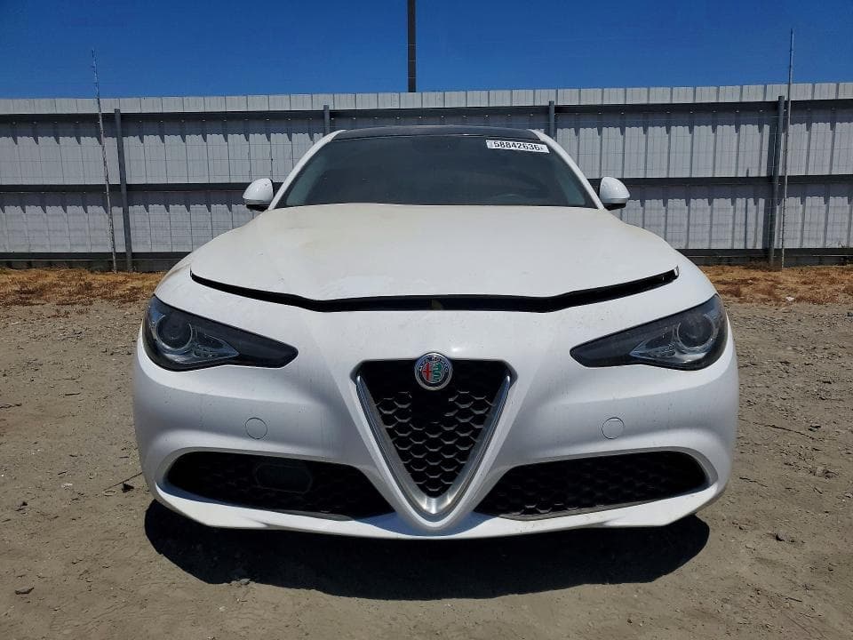 2017 ALFA ROMEO GIULIA 5