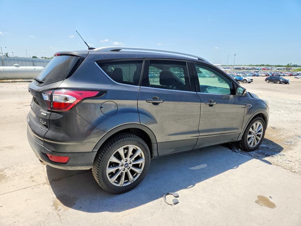 2017 FORD ESCAPE TITANIUM 3