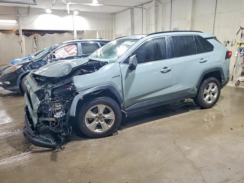 2021 TOYOTA RAV4 XLE - 1
