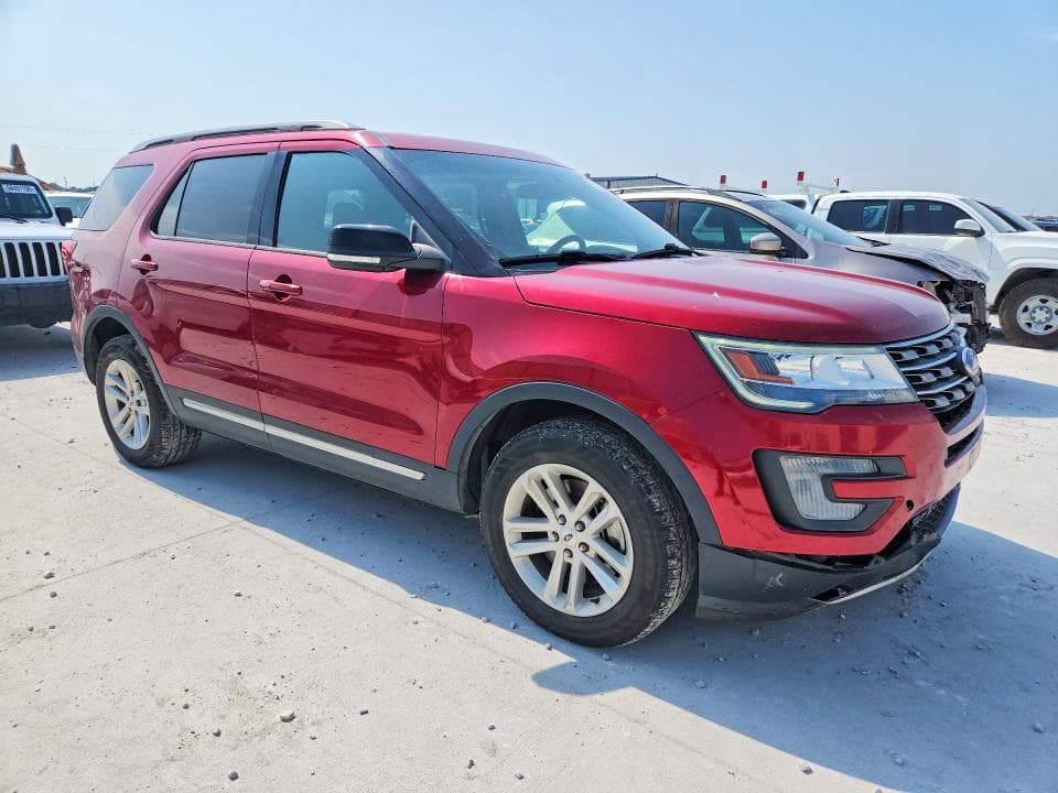 2017 FORD EXPLORER XLT 4