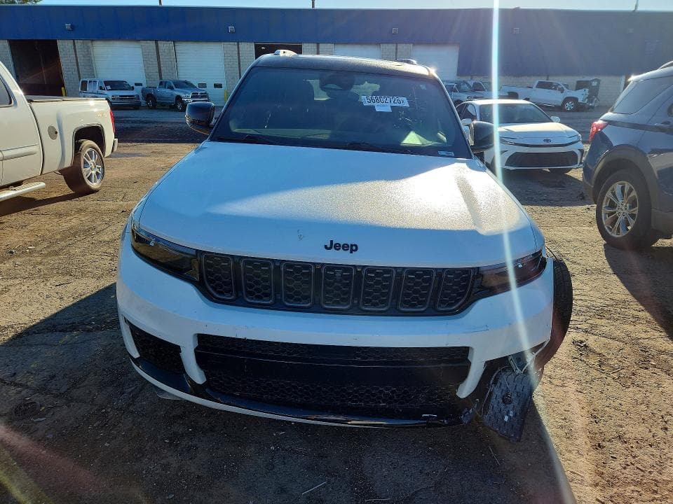 2023 JEEP GRAND CHEROKEE L SUMMIT 5