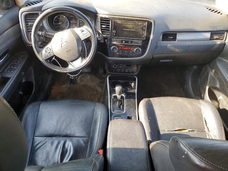 2019 MITSUBISHI OUTLANDER SE 8
