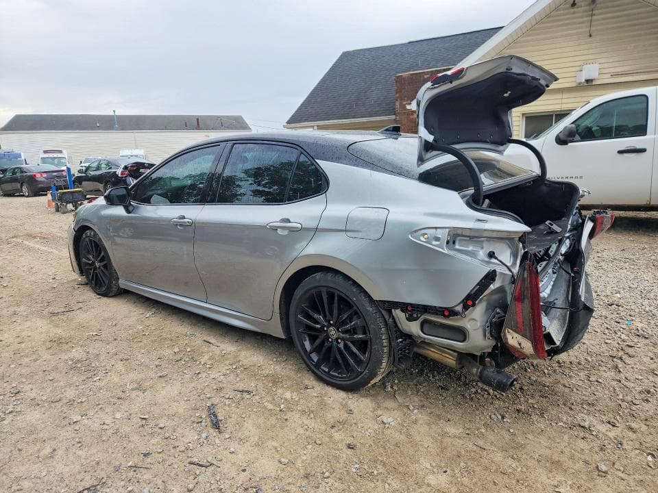 2023 TOYOTA CAMRY XSE V6 2