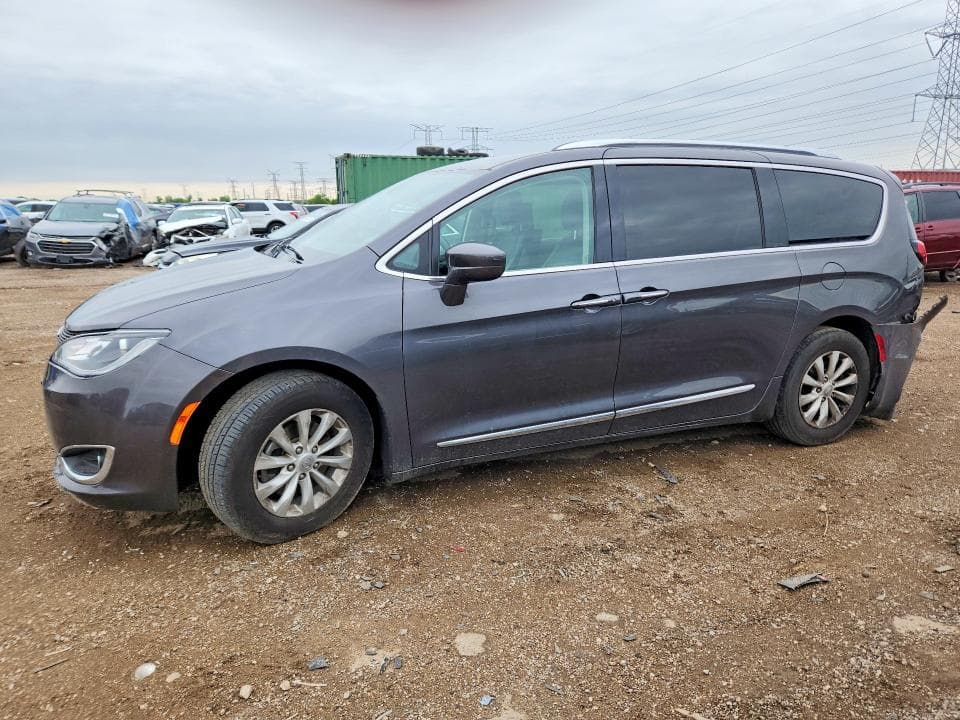 2018 CHRYSLER PACIFICA