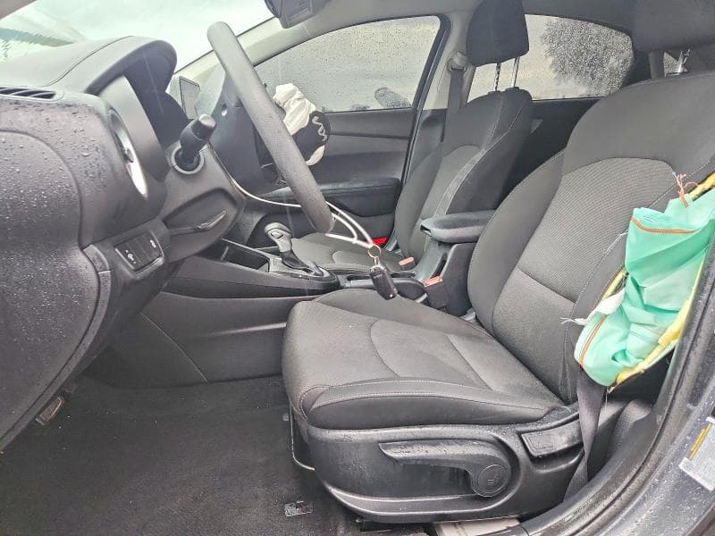 2023 KIA FORTE LX 7