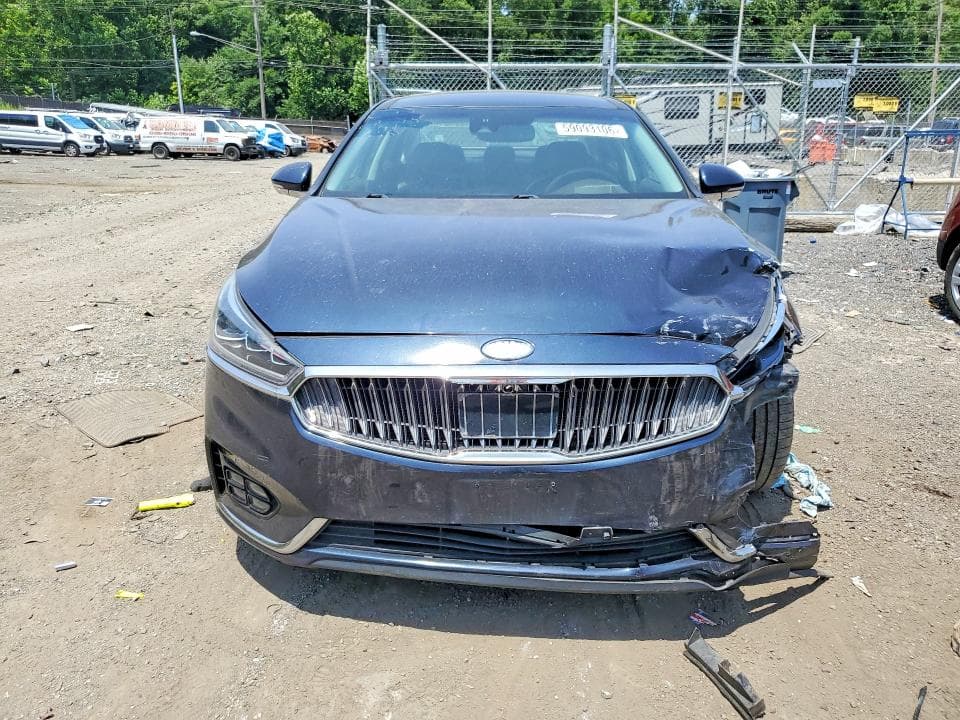 2017 KIA CADENZA LIMITED 5