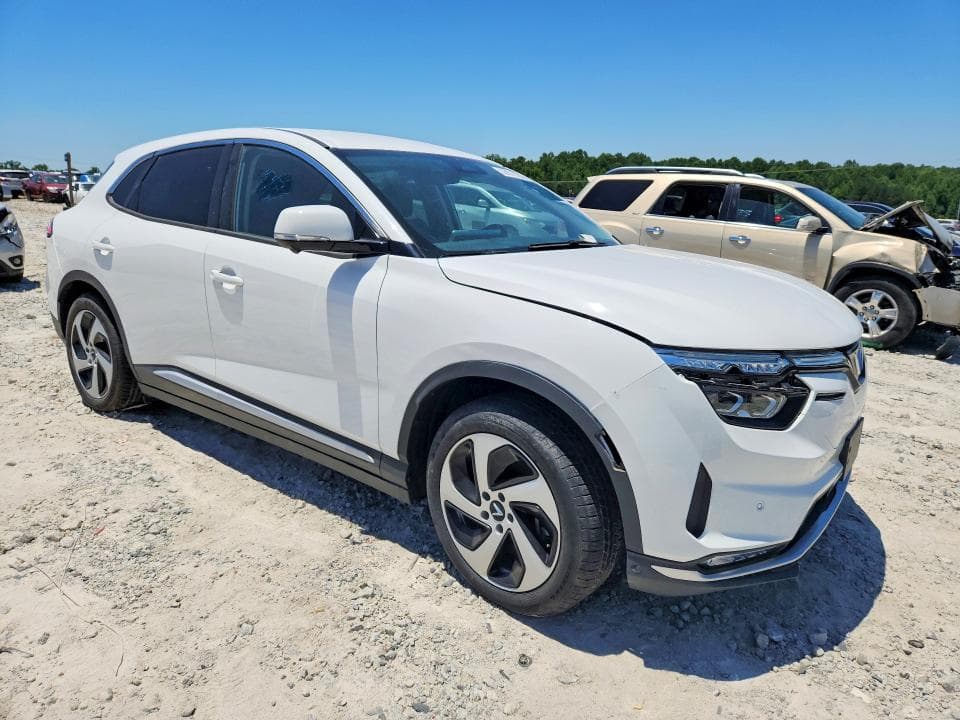 2024 VINFAST VF8+ 4