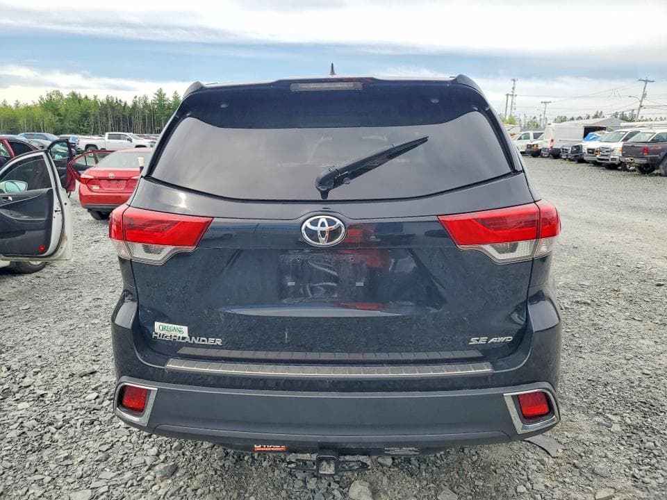 2018 TOYOTA HIGHLANDER XLE 6