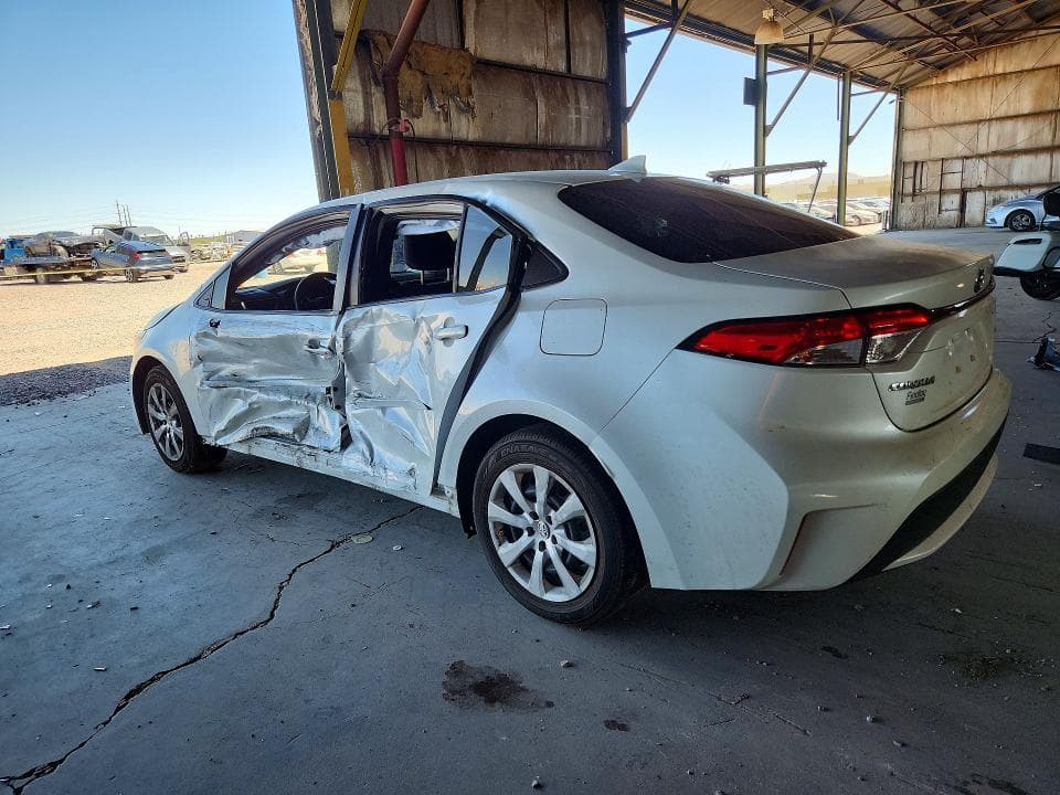 2022 TOYOTA COROLLA LE 2