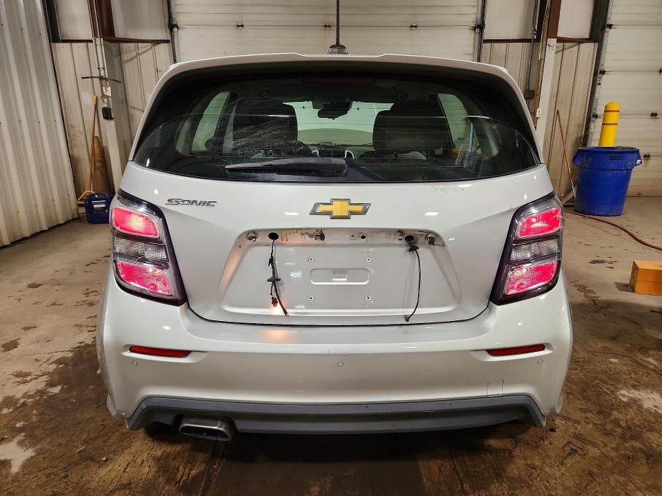 2020 CHEVROLET SONIC 6
