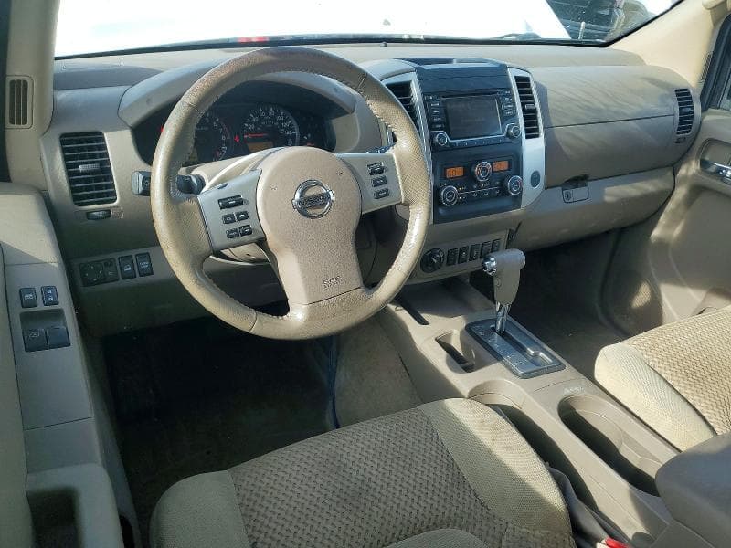 2017 NISSAN FRONTIER SV V6 8