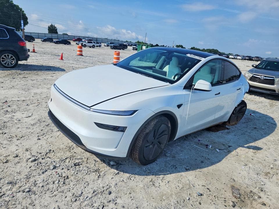 2026 TESLA Y - 1