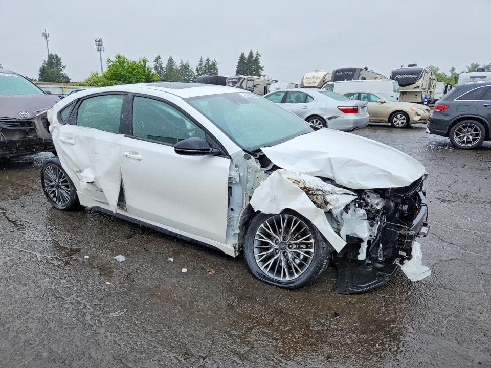 2024 KIA FORTE GT LINE 4