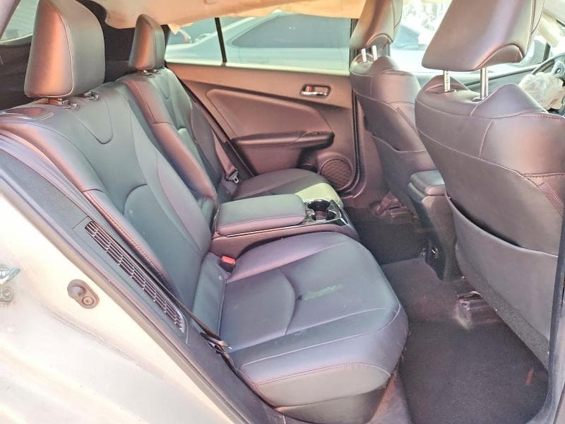 2018 TOYOTA PRIUS PRIME PREMIUM 10