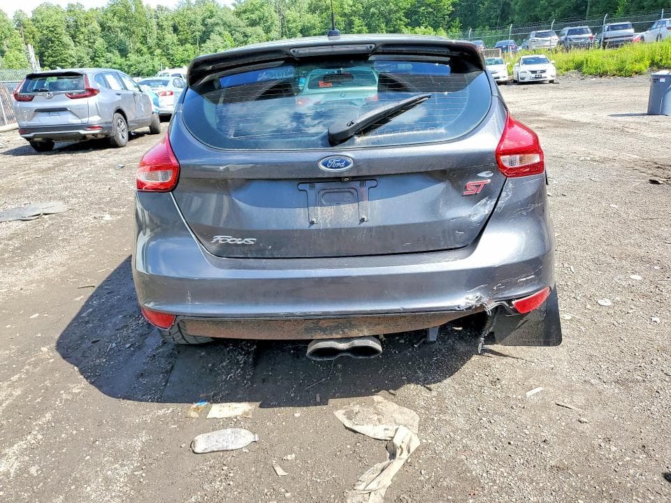 2017 FORD FOCUS ST 6