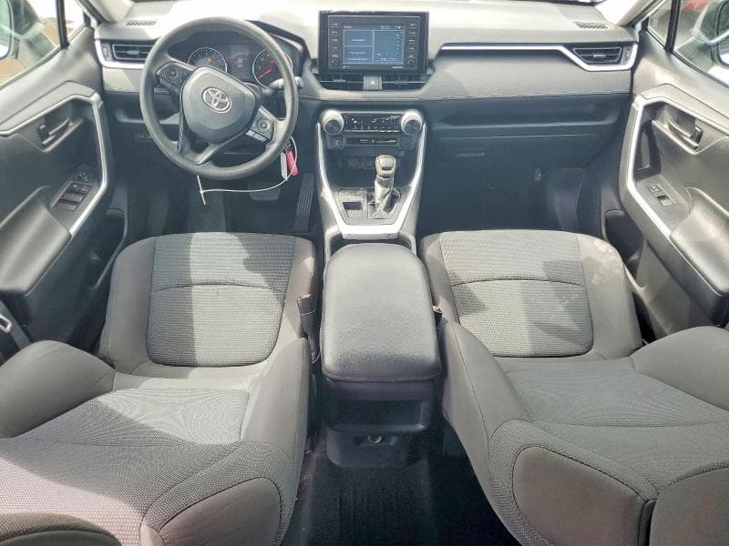 2020 TOYOTA RAV4 LE 8