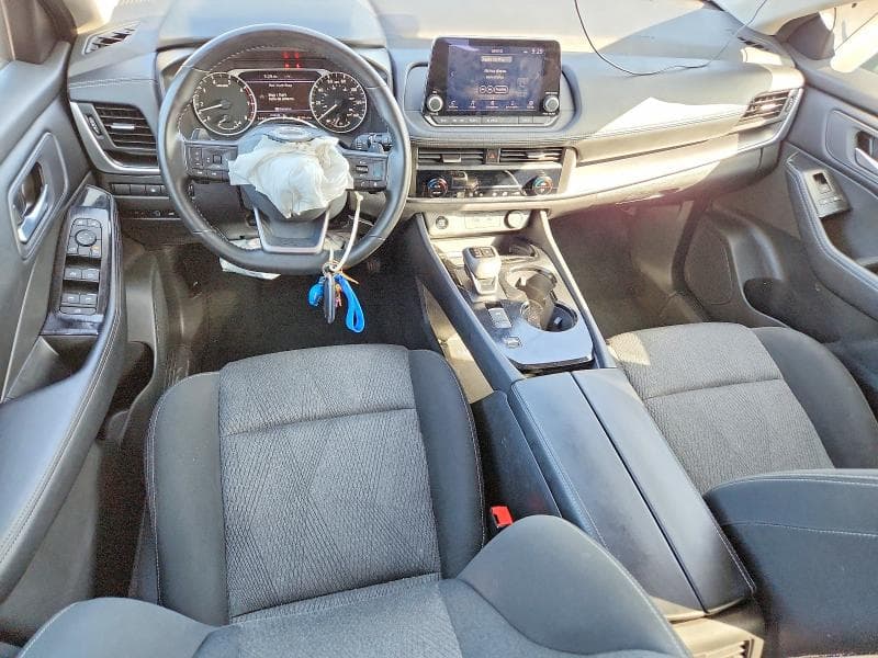 2025 NISSAN ROGUE SV 8