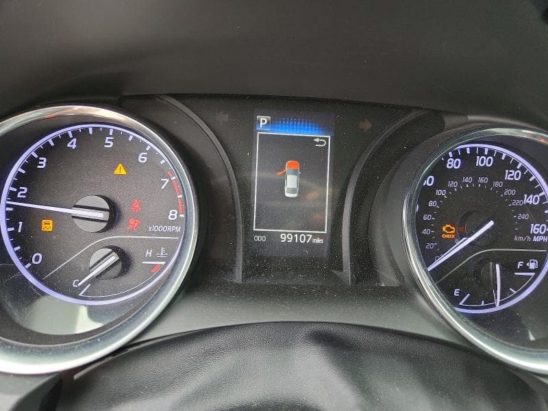2019 TOYOTA CAMRY SE 9