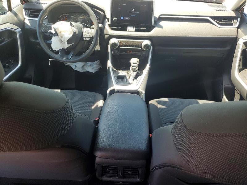 2025 TOYOTA RAV4 LE 8