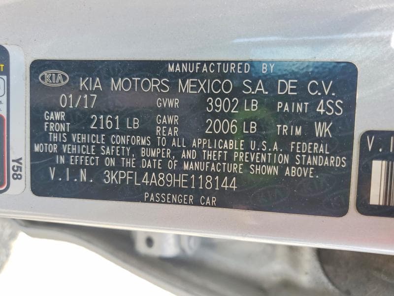 2017 KIA FORTE EX 12