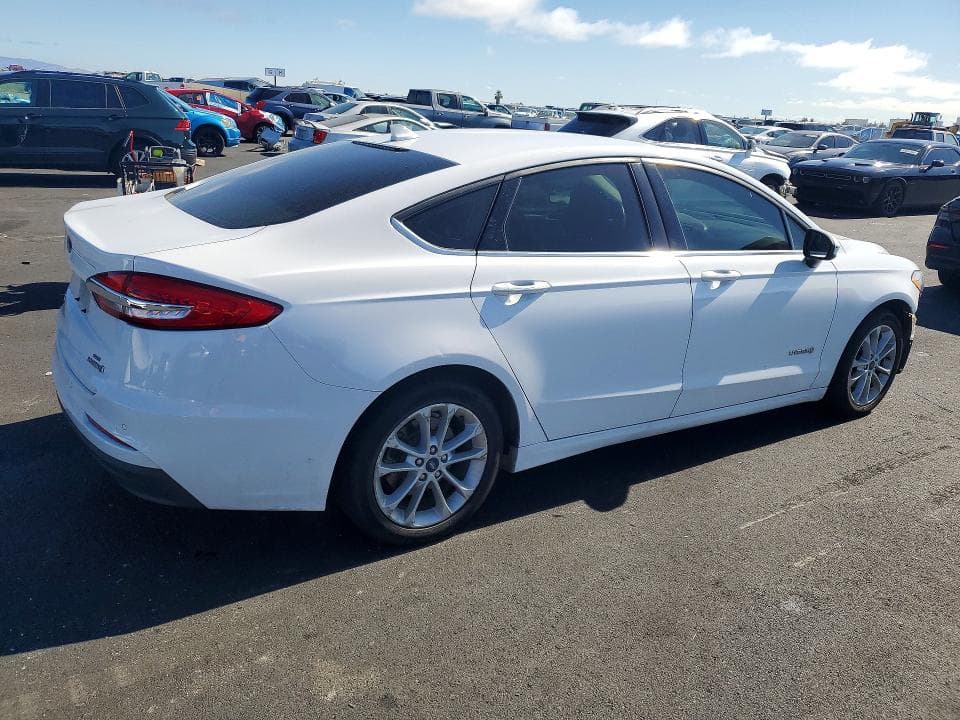 2019 FORD FUSION SE 3