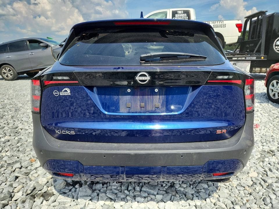 2025 NISSAN KICKS SR 6