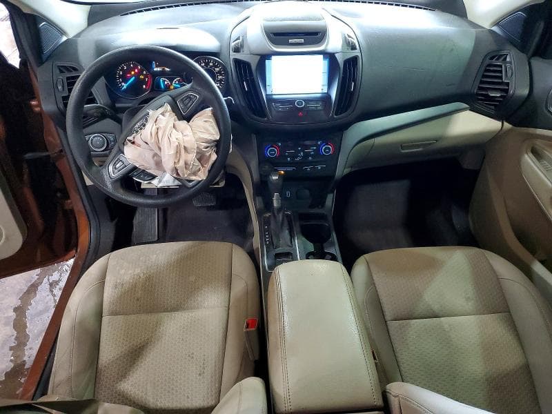 2017 FORD ESCAPE SE 8