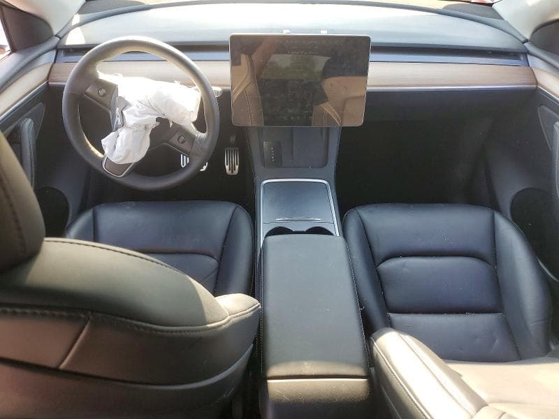 2023 TESLA MODEL Y 8