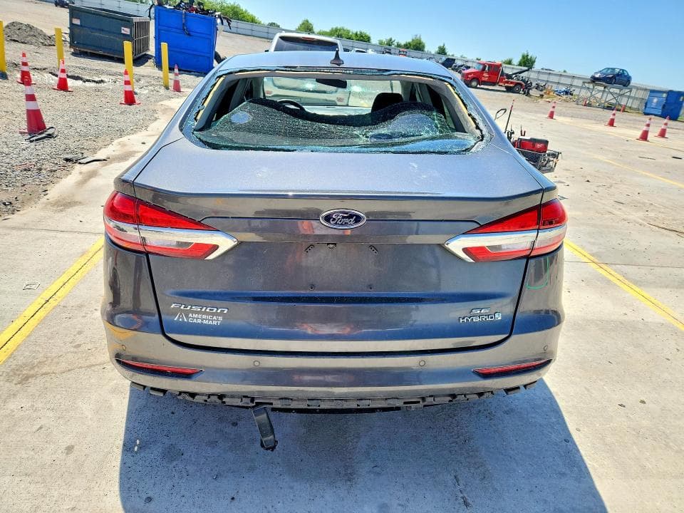 2019 FORD FUSION SE 6