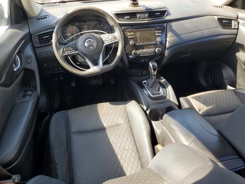 2017 NISSAN ROGUE S 8