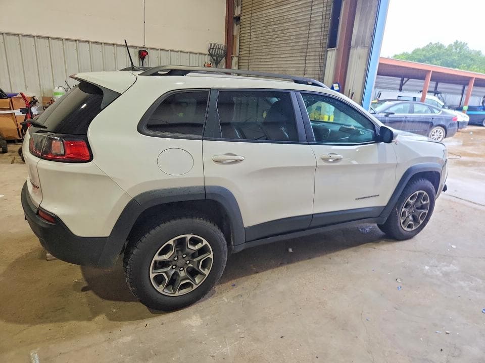 2020 JEEP CHEROKEE TRAILHAWK 3