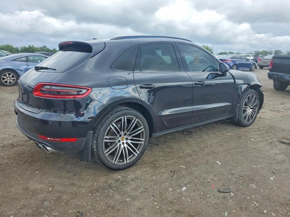 2018 PORSCHE MACAN 3