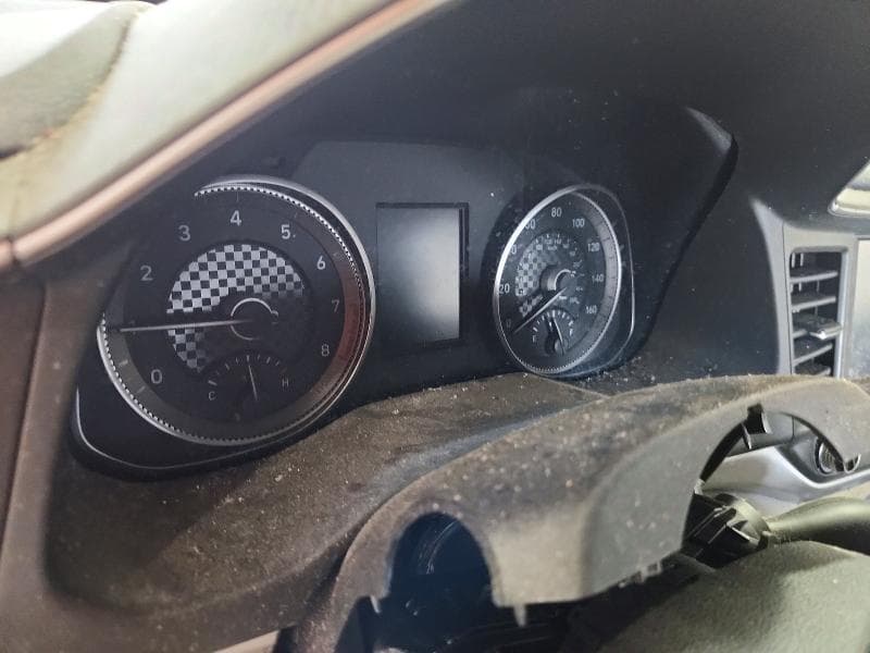 2020 HYUNDAI ELANTRA SEL 9