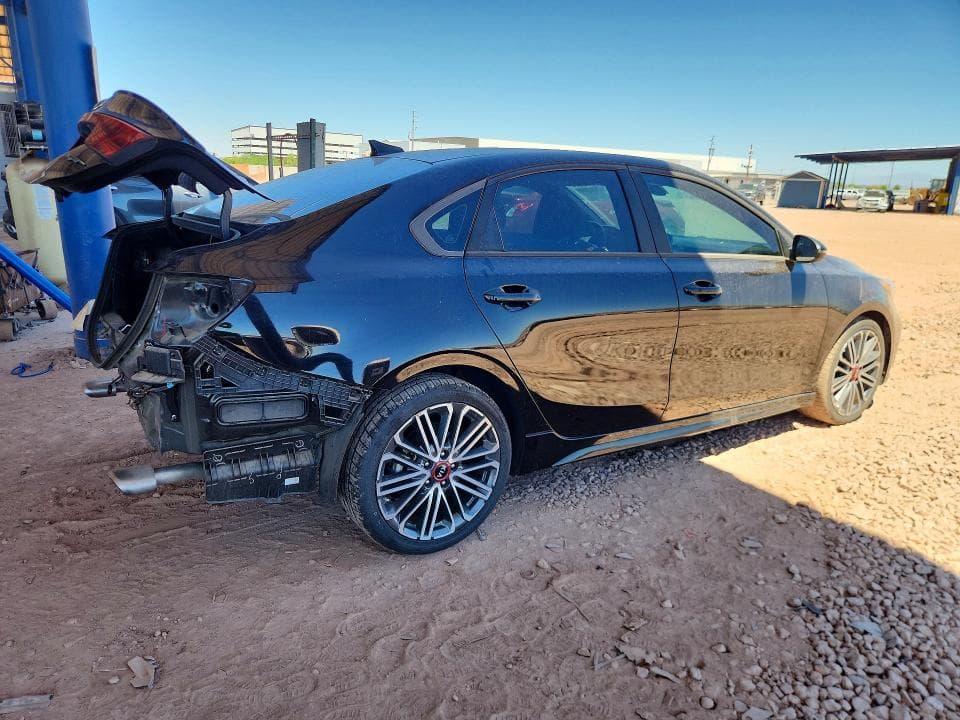 2021 KIA FORTE GT 3