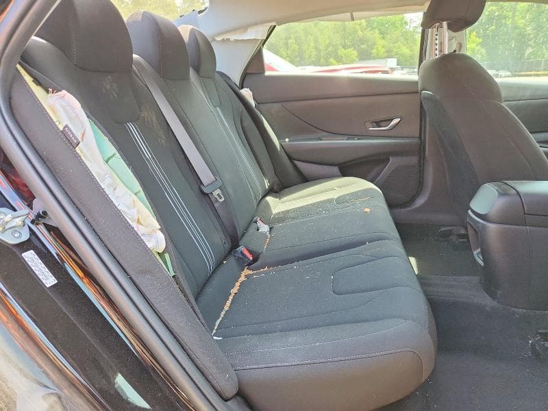 2024 HYUNDAI ELANTRA BLUE 10