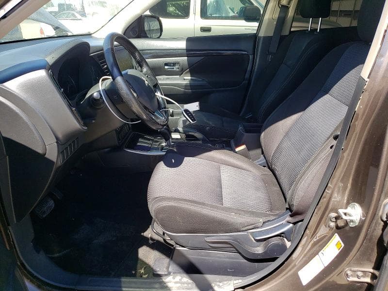 2017 MITSUBISHI OUTLANDER SE 7