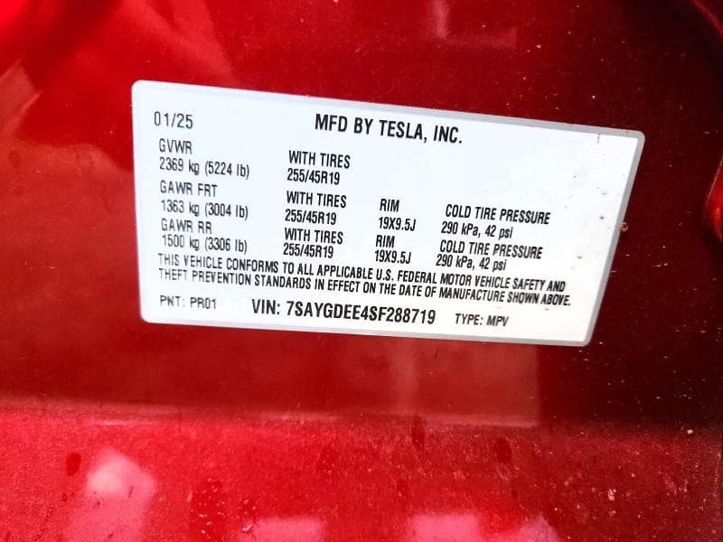 2025 TESLA MODEL Y 12