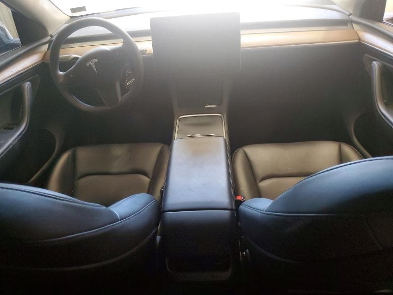 2023 TESLA MODEL Y 8