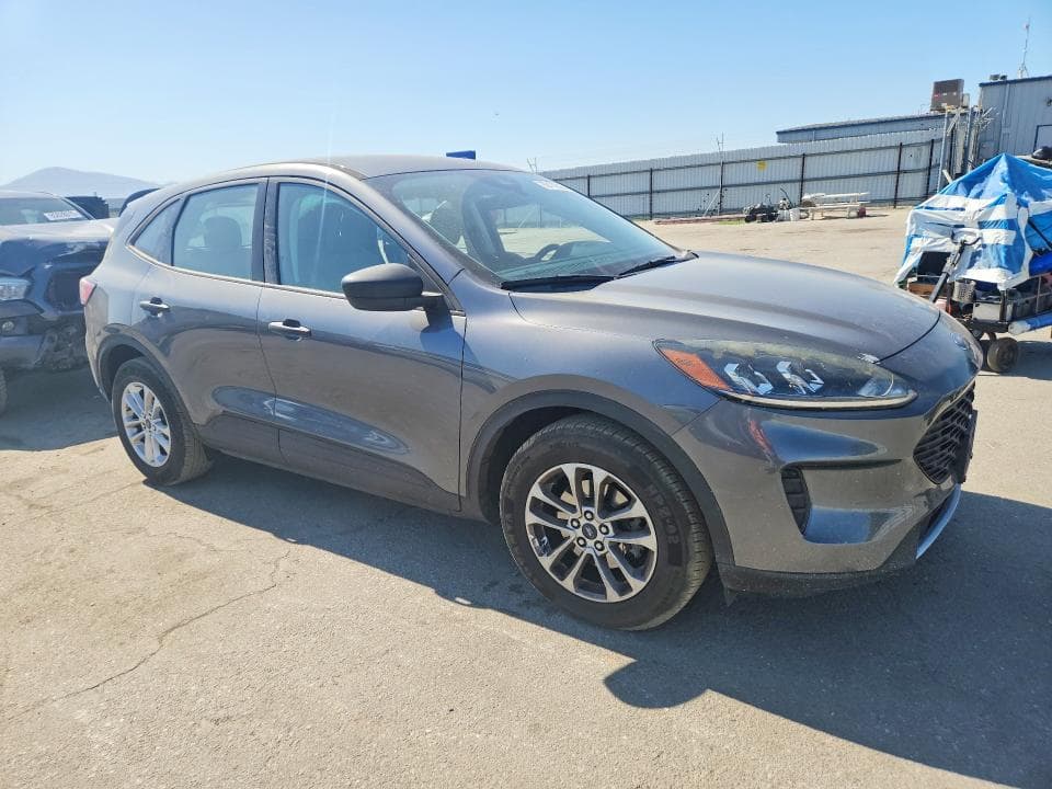 2021 FORD ESCAPE S 4