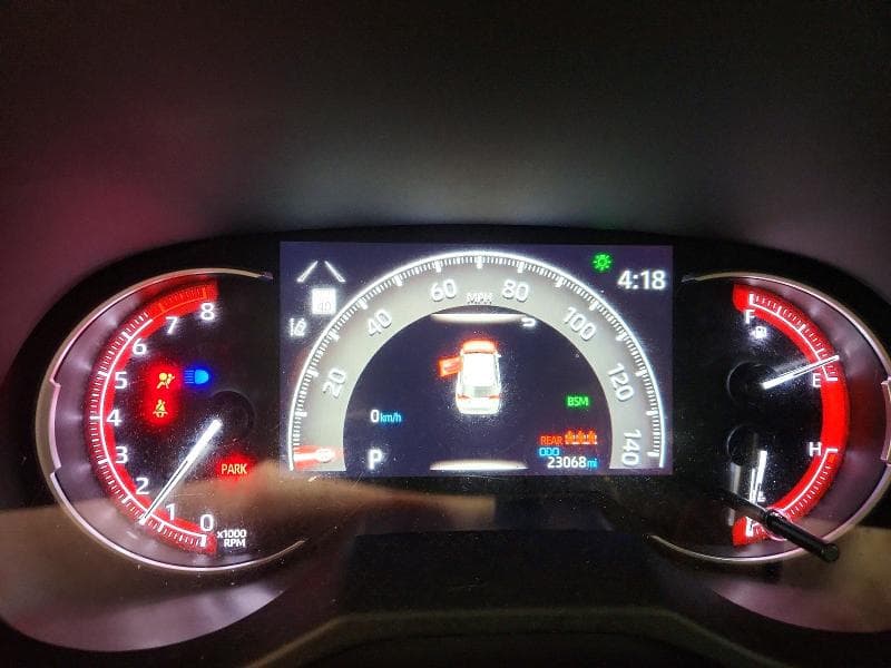 2023 TOYOTA RAV4 XLE 9
