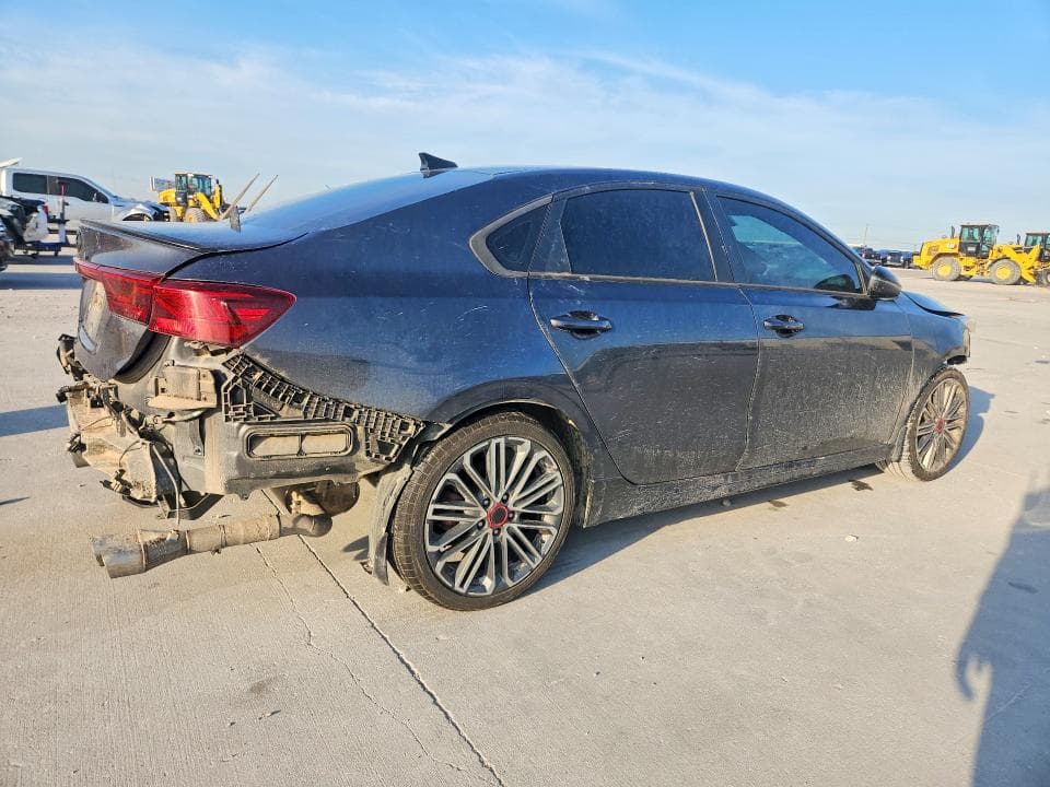 2021 KIA FORTE GT 3