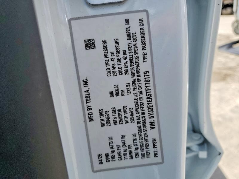 2026 TESLA MODEL 3 12