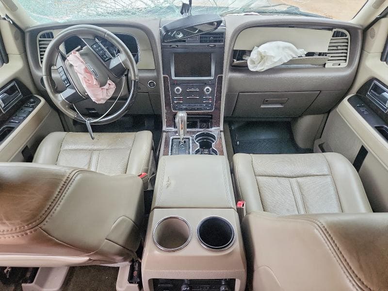 2017 LINCOLN NAVIGATOR SELECT 8