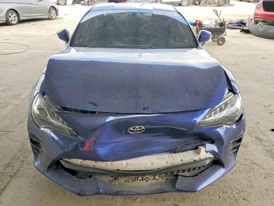 2017 TOYOTA 86 BASE 5