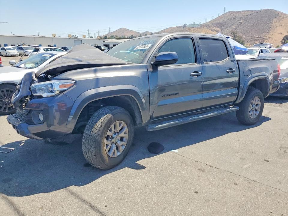 2017 TOYOTA TACOMA SR5 V6 - 1