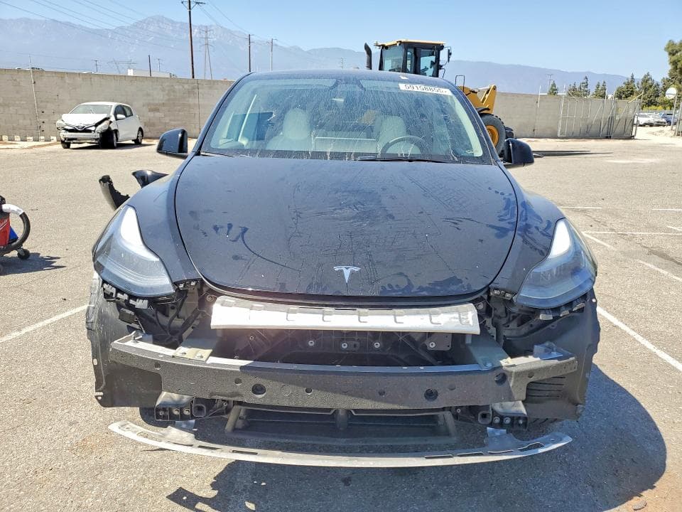 2023 TESLA MODEL Y 5