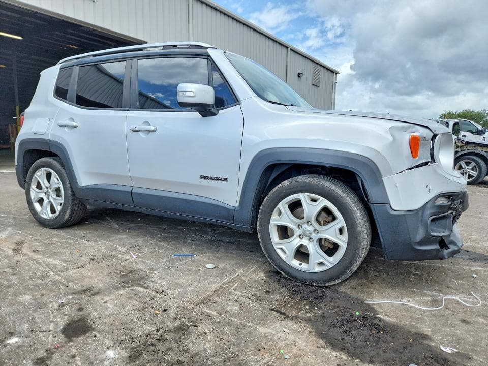 2017 JEEP RENEGADE LIMITED 4